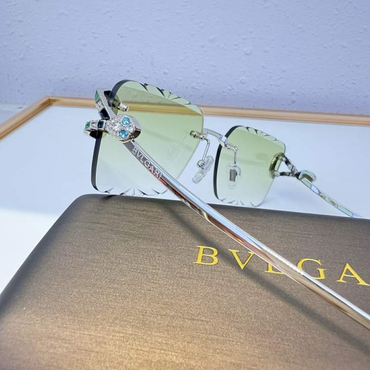 Picture of Bvlgari Sunglasses _SKUfw76702954fw